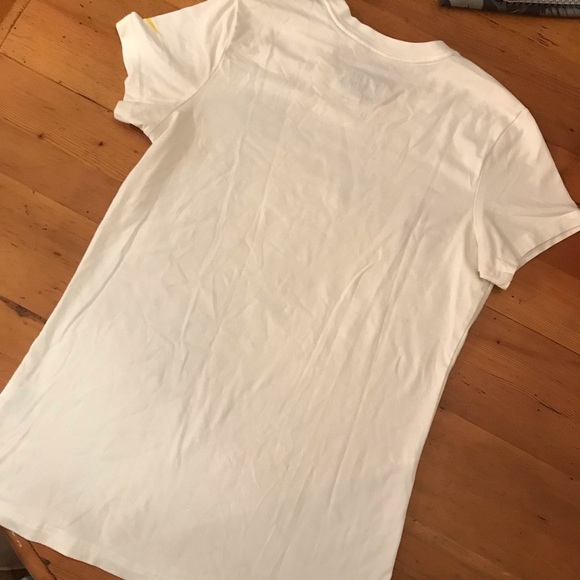 👟RARE NIKE DRI FIT LIVESTRONG Tee - Picture 8 of 8